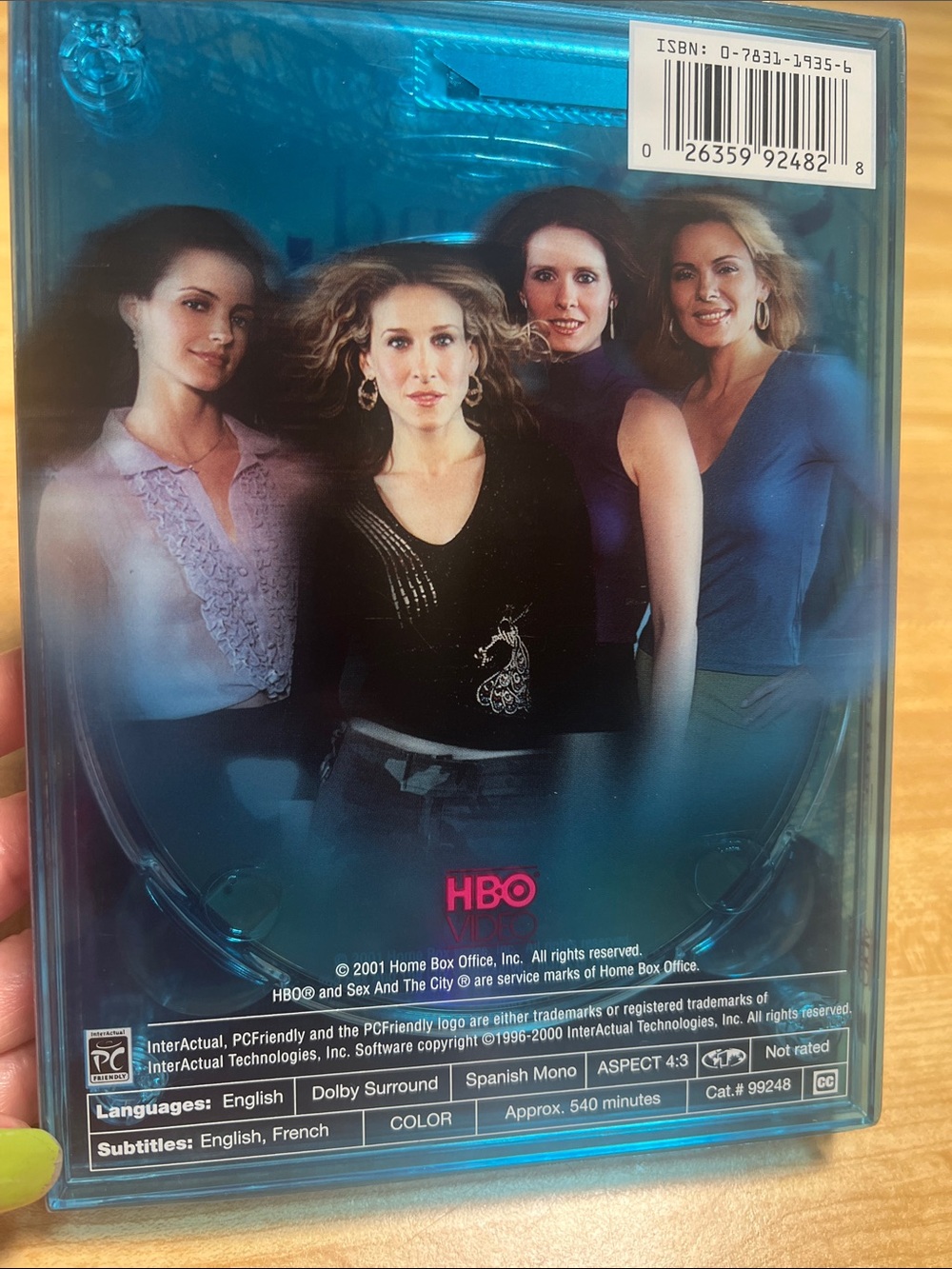 #2910**Sex and the City: The Complete Second Season - DVD - Picture 5 of 16